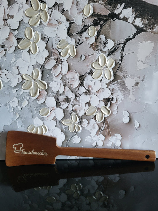 Küchenfreund “Feinschmecker” – Holzspachtel mit Gravur (Akazie)