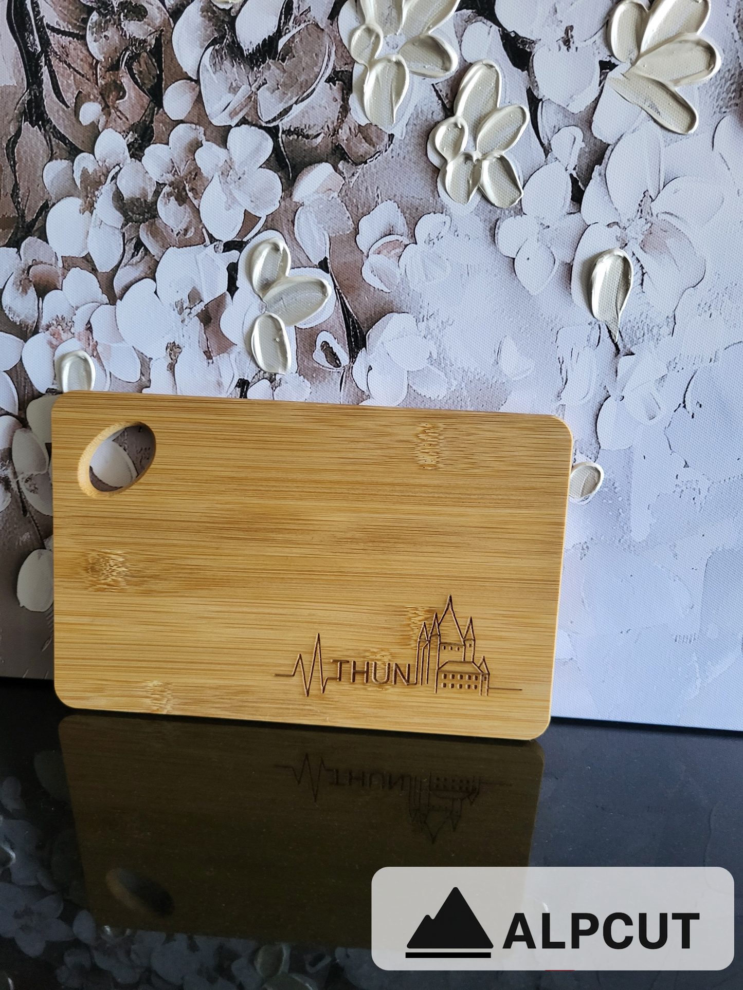 Holzbrett Thun Schriftzug (Bambus)